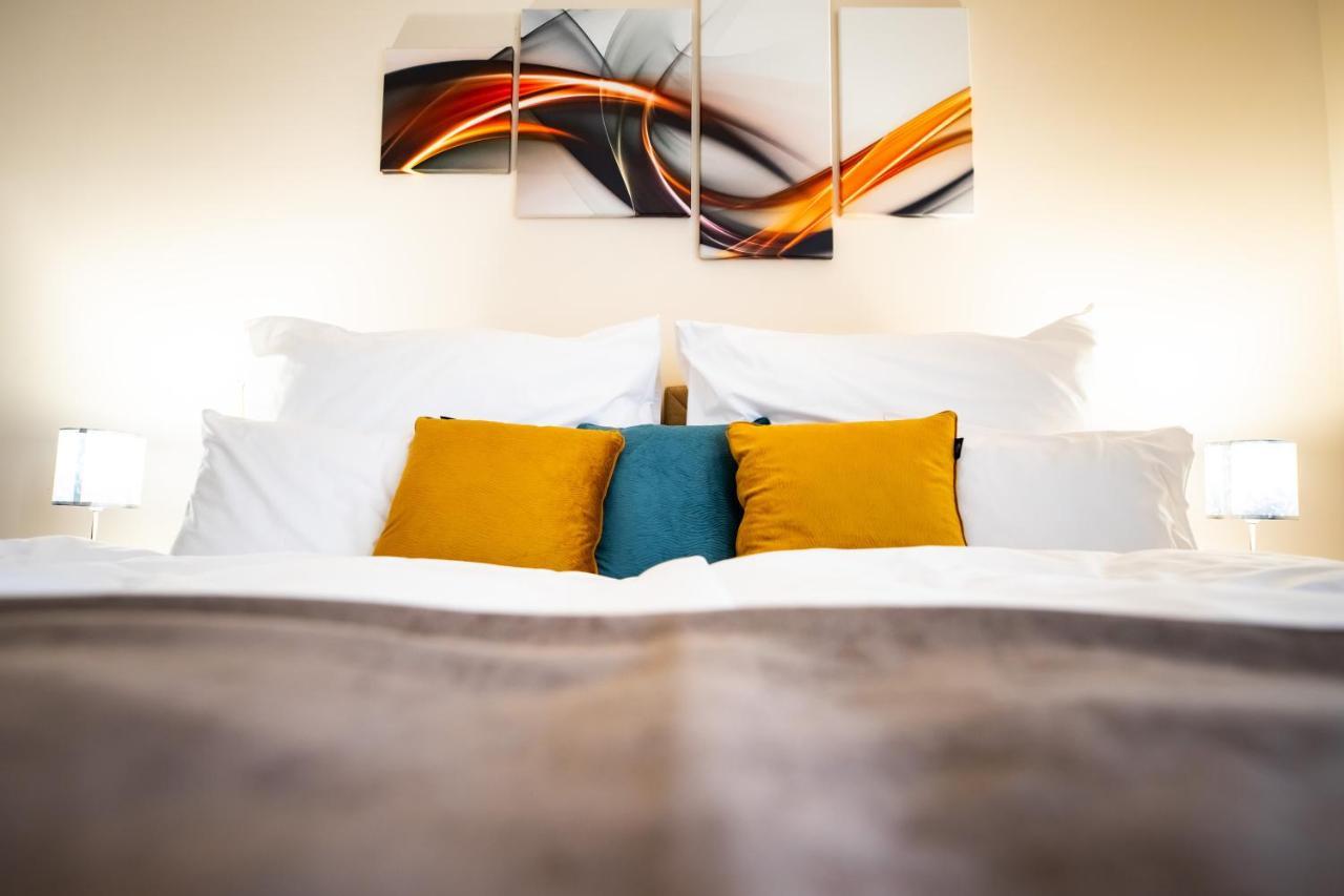Bed and Breakfast Elixir Panzio Ньирбатор Экстерьер фото
